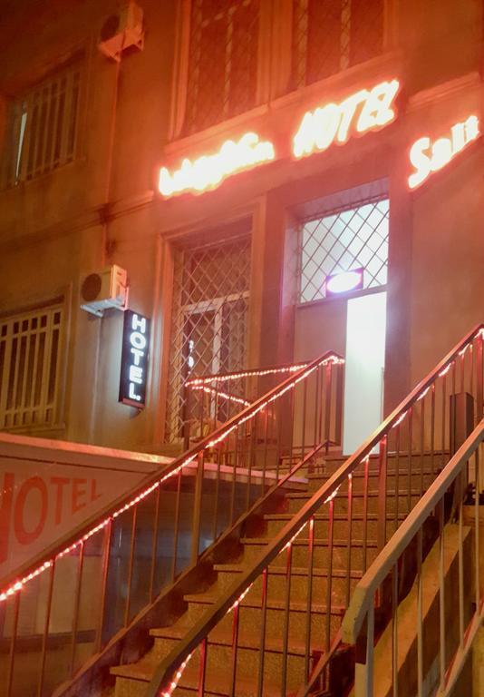 萨利酒店 第比利斯 外观 照片